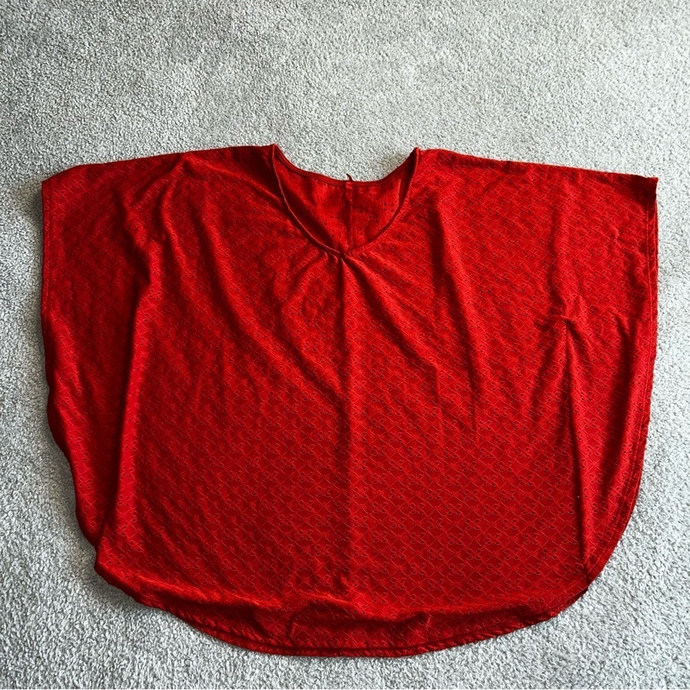 Chic Scarlet Women's Blouse